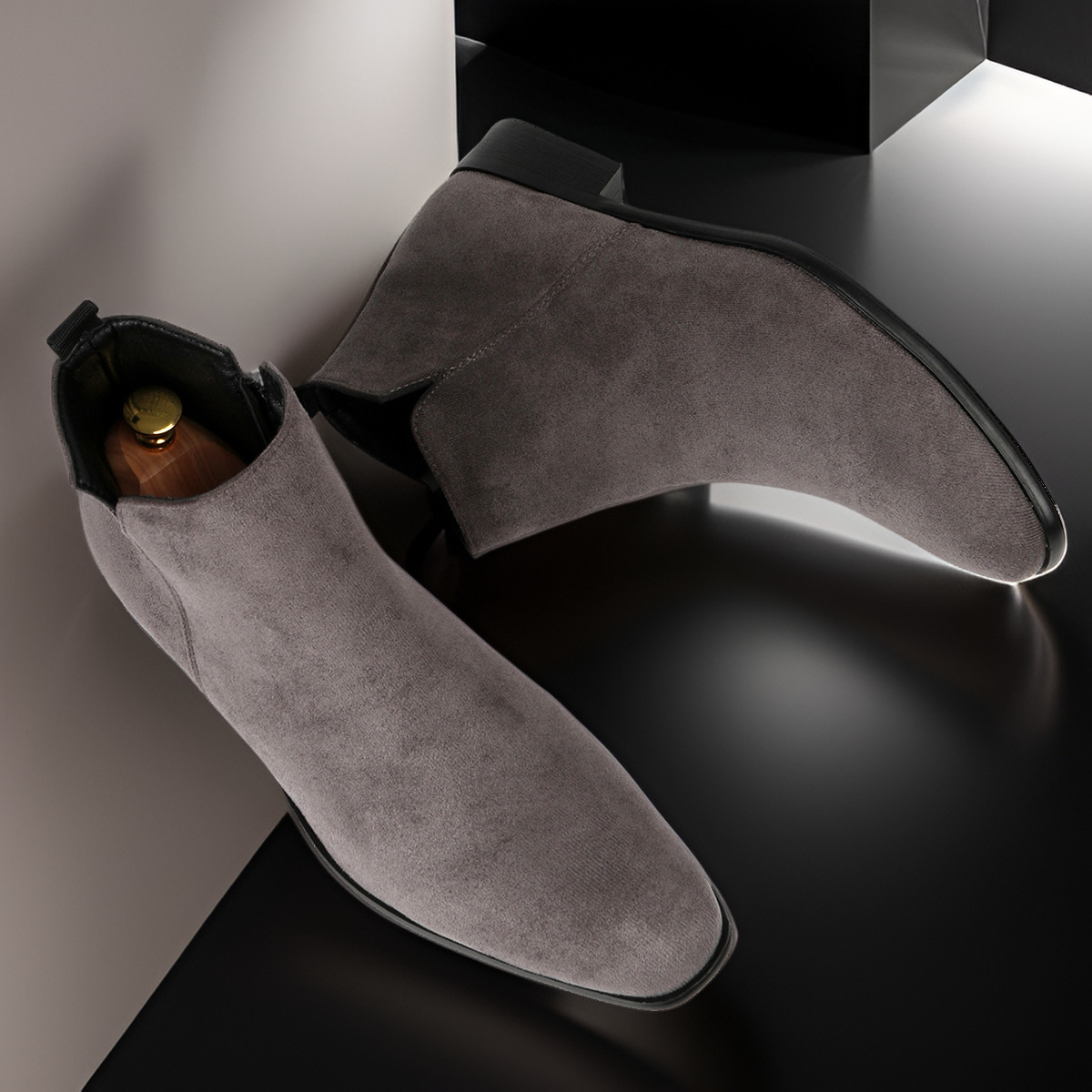 Minimalist Style Men’s Suede Chelsea Boots