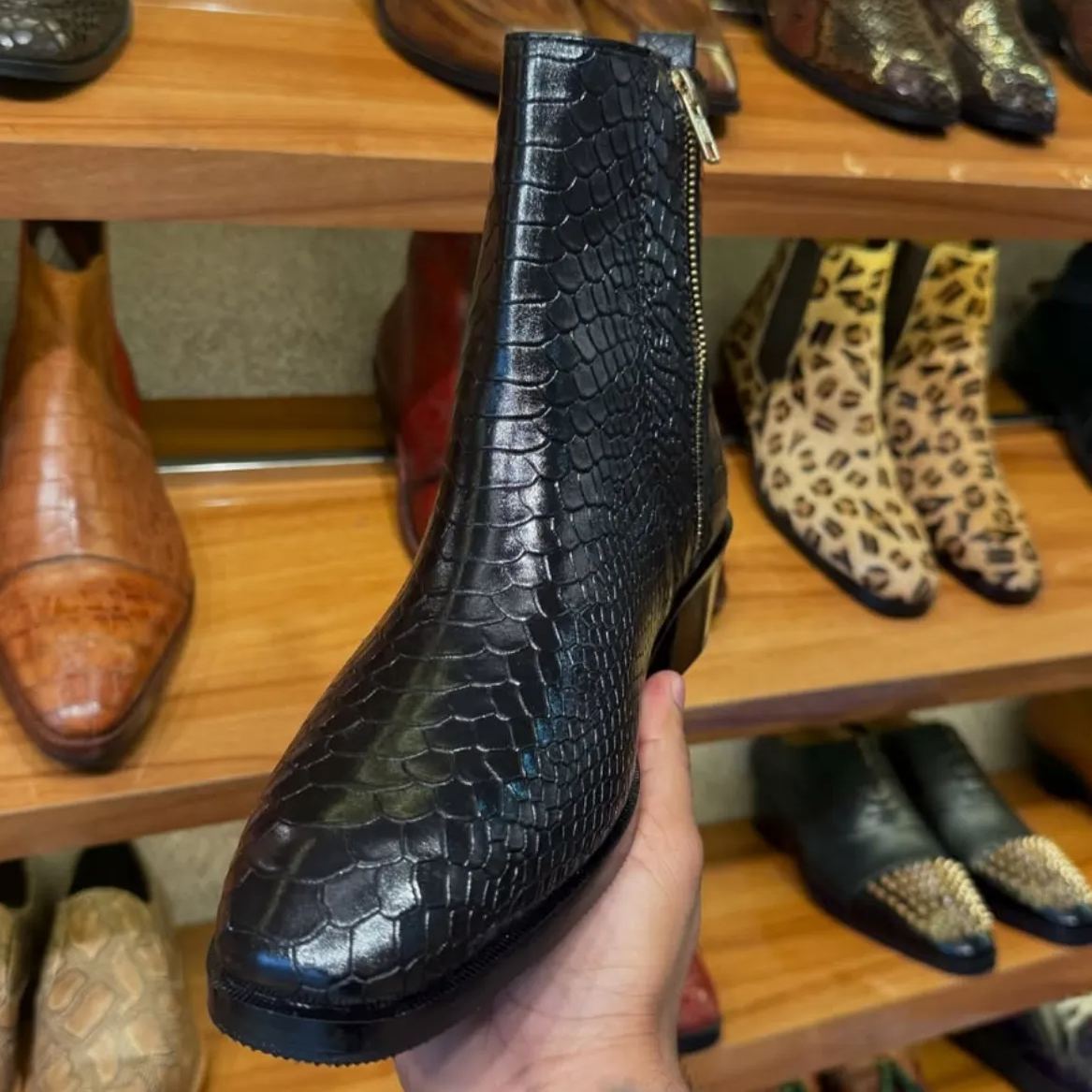 Edgy Fashion Snakeskin Embossed Chelsea Boots-Colinshoes