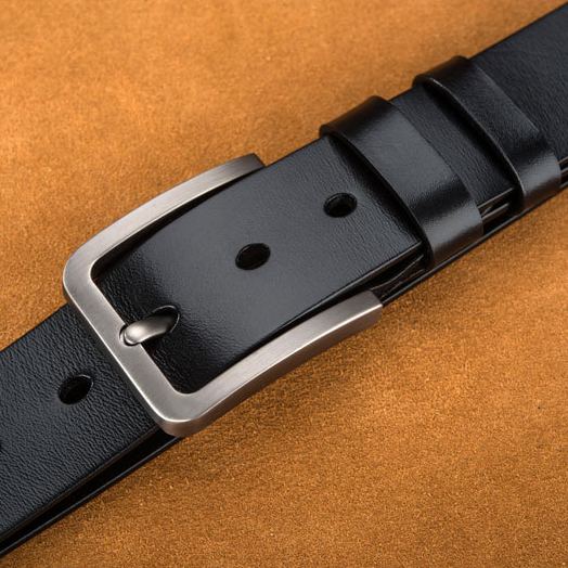 Extra Long Men’s Leather Belt – Timeless & Durable