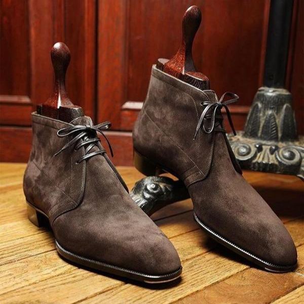 Handmade suede leather chukka boots lace-up ankle design