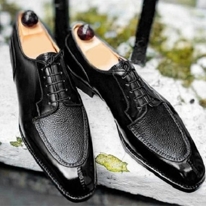 Prestige Croc-Embossed Penny Loafers | ColinShoes