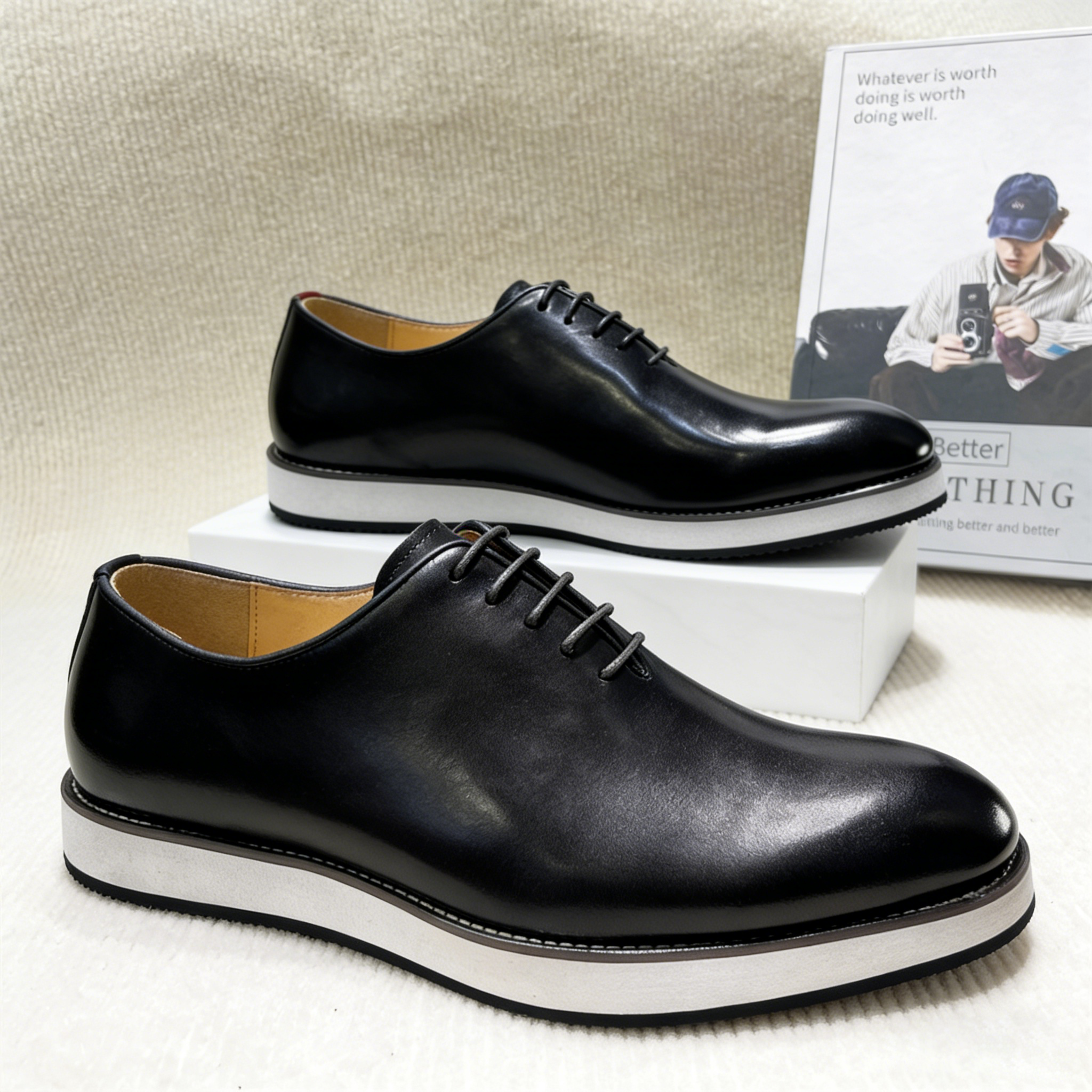 Modern Leather Derby Shoes with Statement Contrast Sole