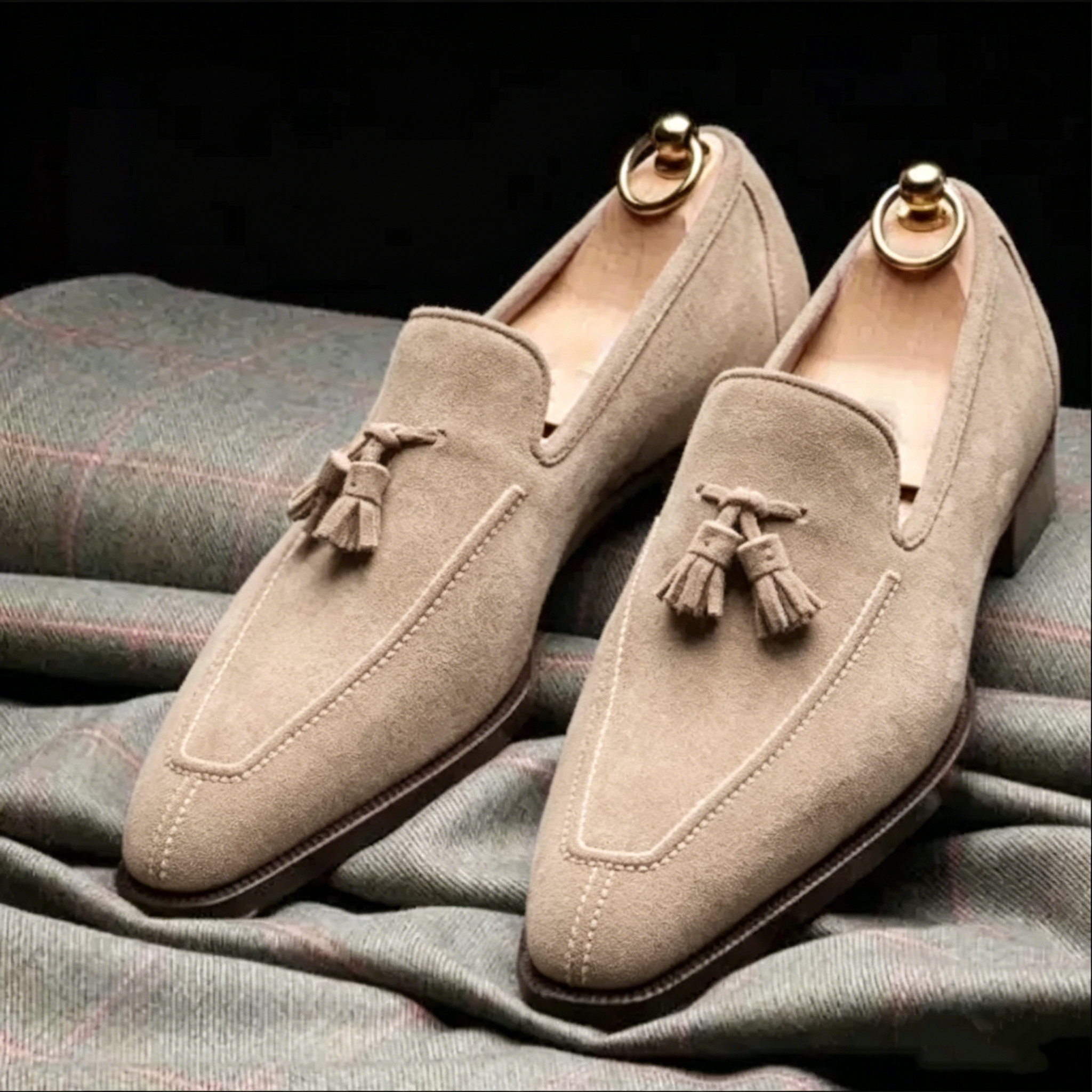 Vintage Soft Suede Fringed Loafers for Versatile Occasion