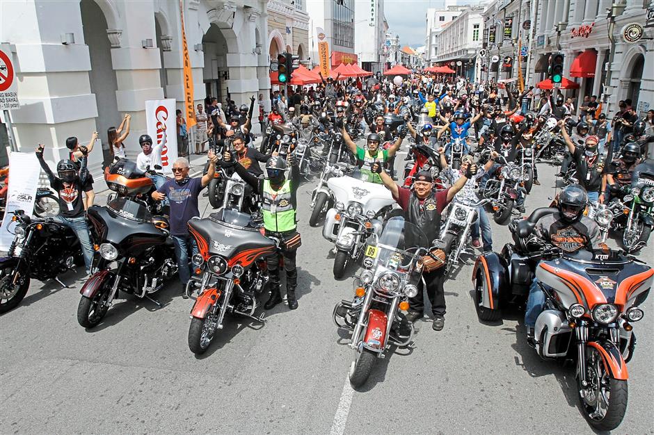 Harley-Davidson motorcycles attract shutterbugs | The Star