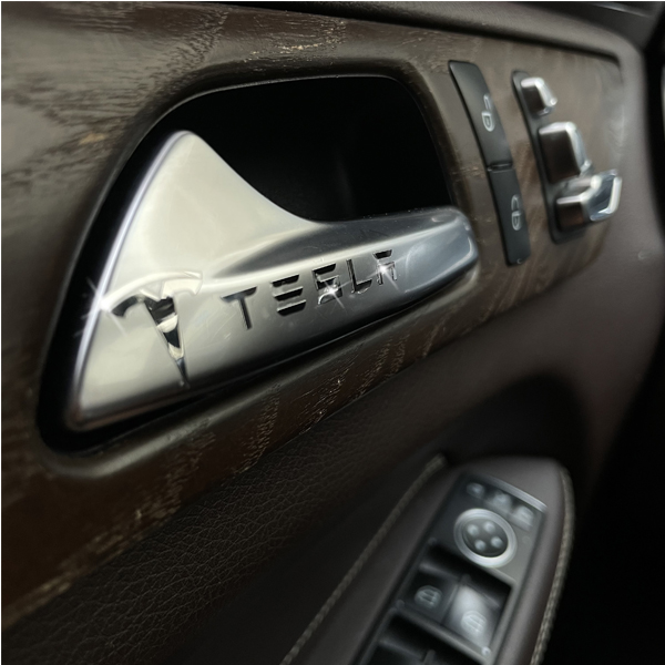 Autó fém 3D autócímke