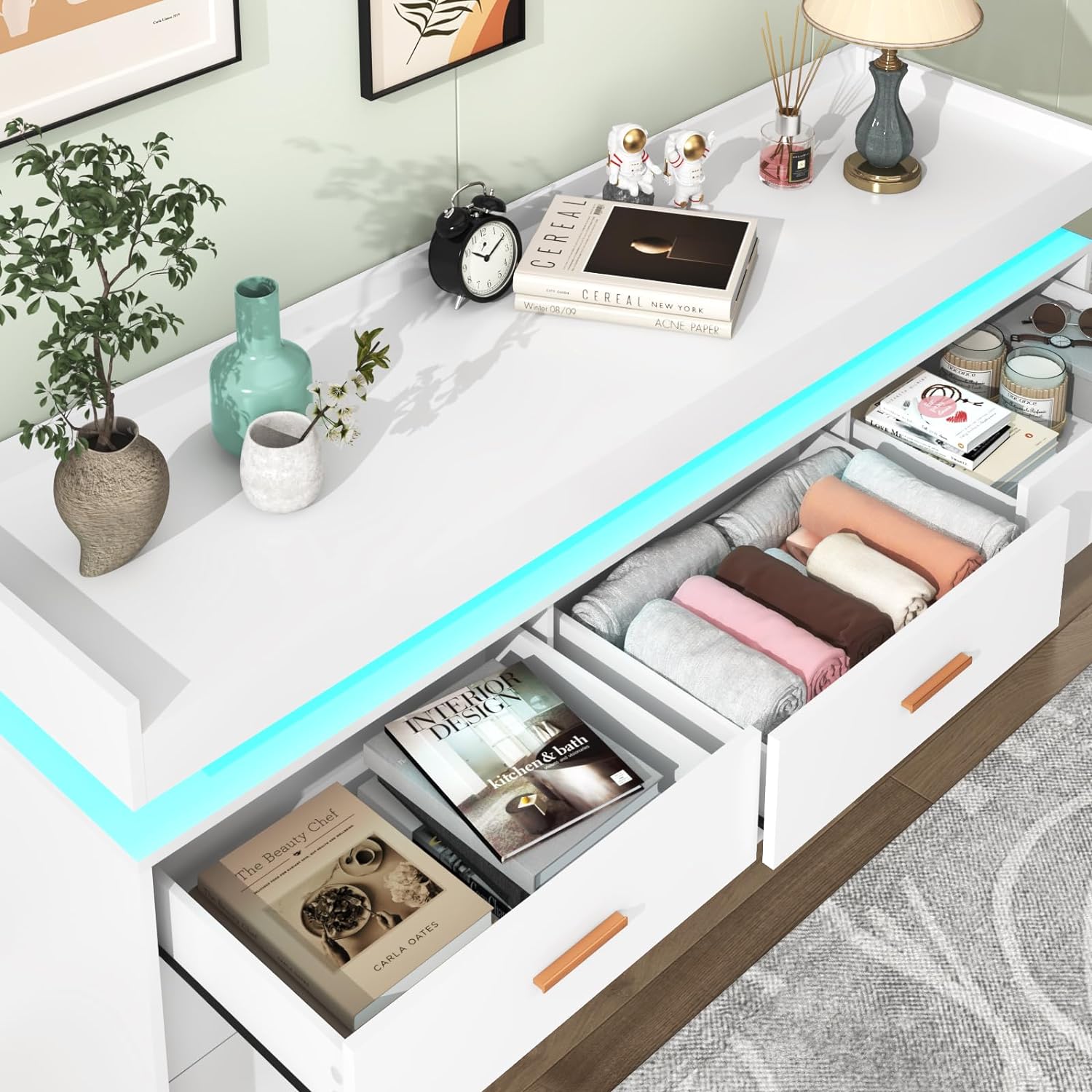 ChVans Black Dresser with LED Light, Modern Wood Dresser with Wide Drawers and Metal Handles, 9 drawer dresser for Bedroom, Living Room, Entryway, Hallway