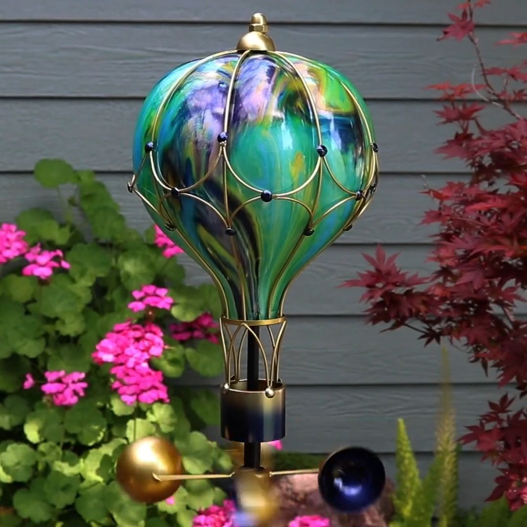 Hot Air Balloon Solar Spinning Garden Stake - Green