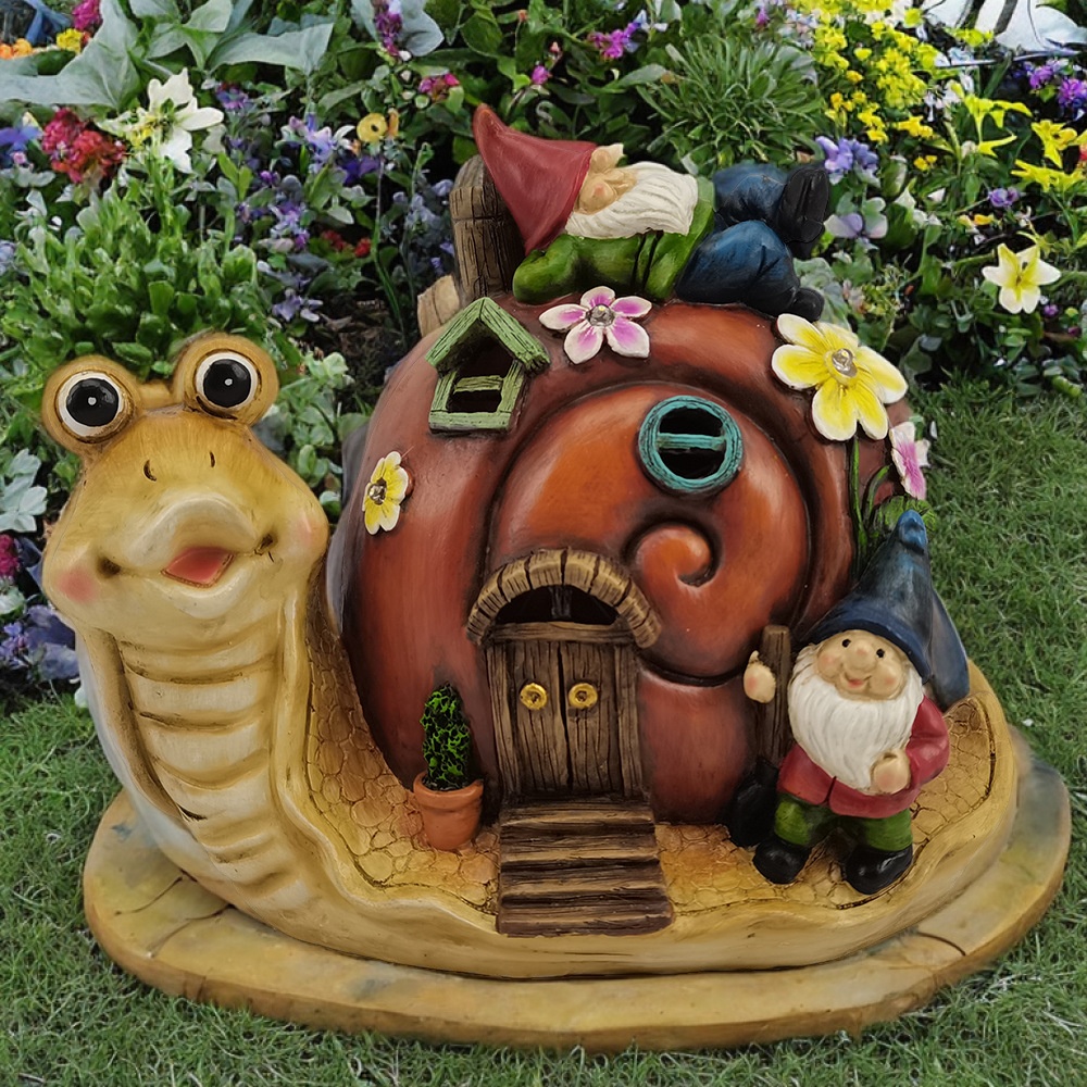 Solar Snail Statue Light