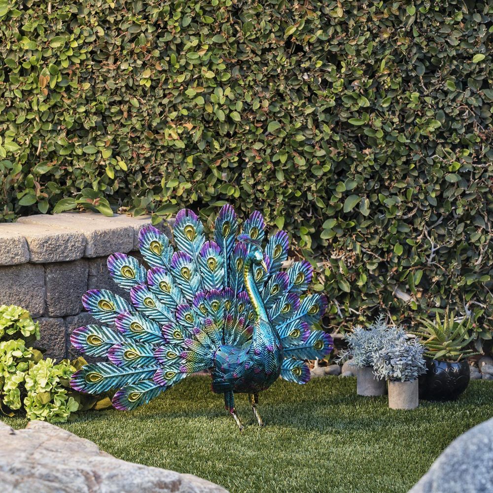 Metal Peacock Garden Statue