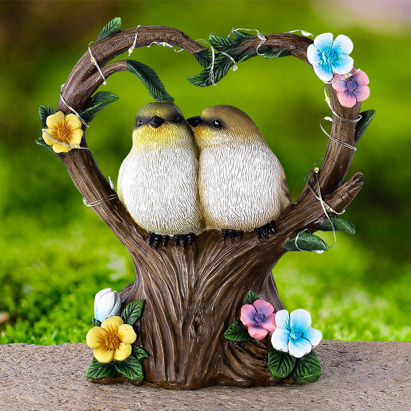 Couple bird ornament solar lamp