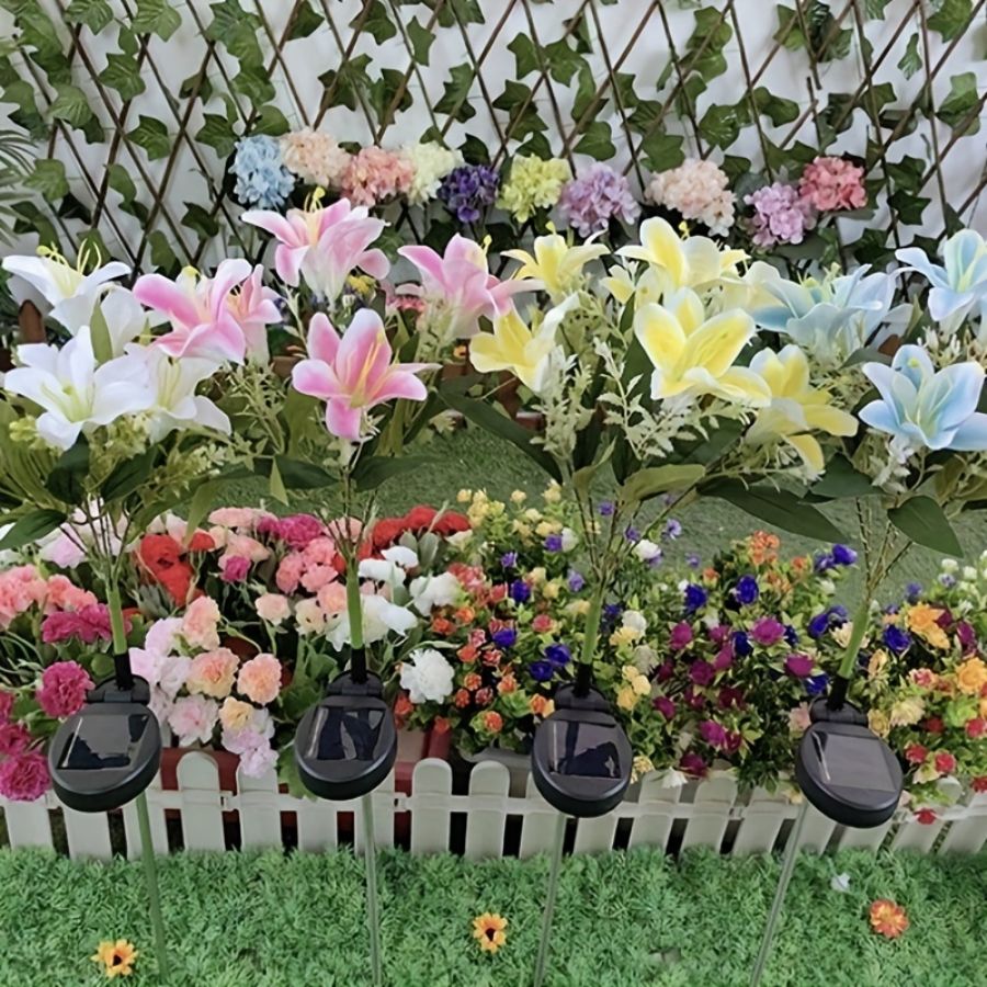 Solar Lily Light