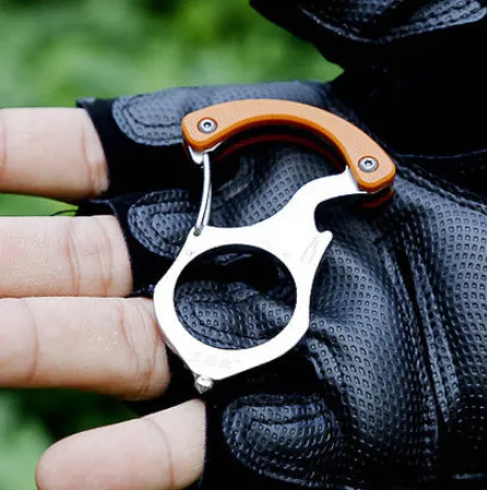 🔥2023 NEW MULTI FUNCTION KEY CHAIN