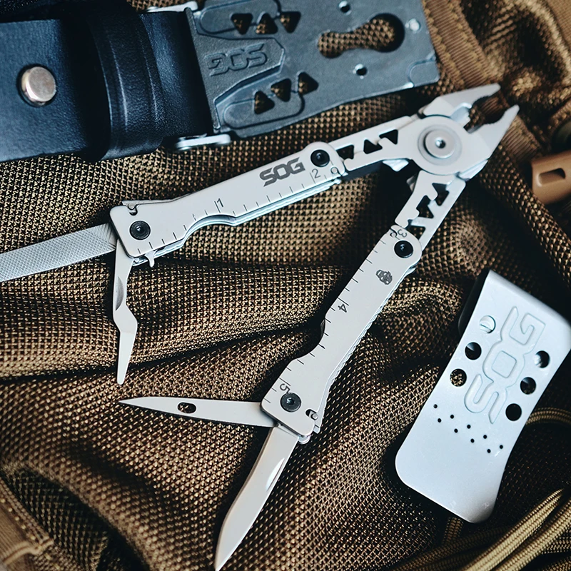 Multifunctional belt buckle folding pliers tool