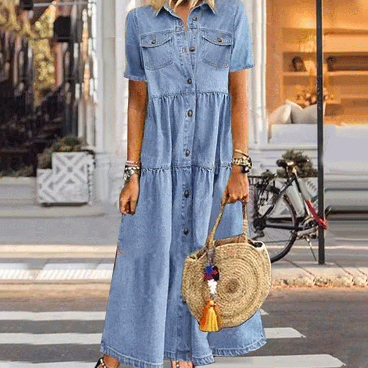 Denimowa sukienka z wieloma guzikami