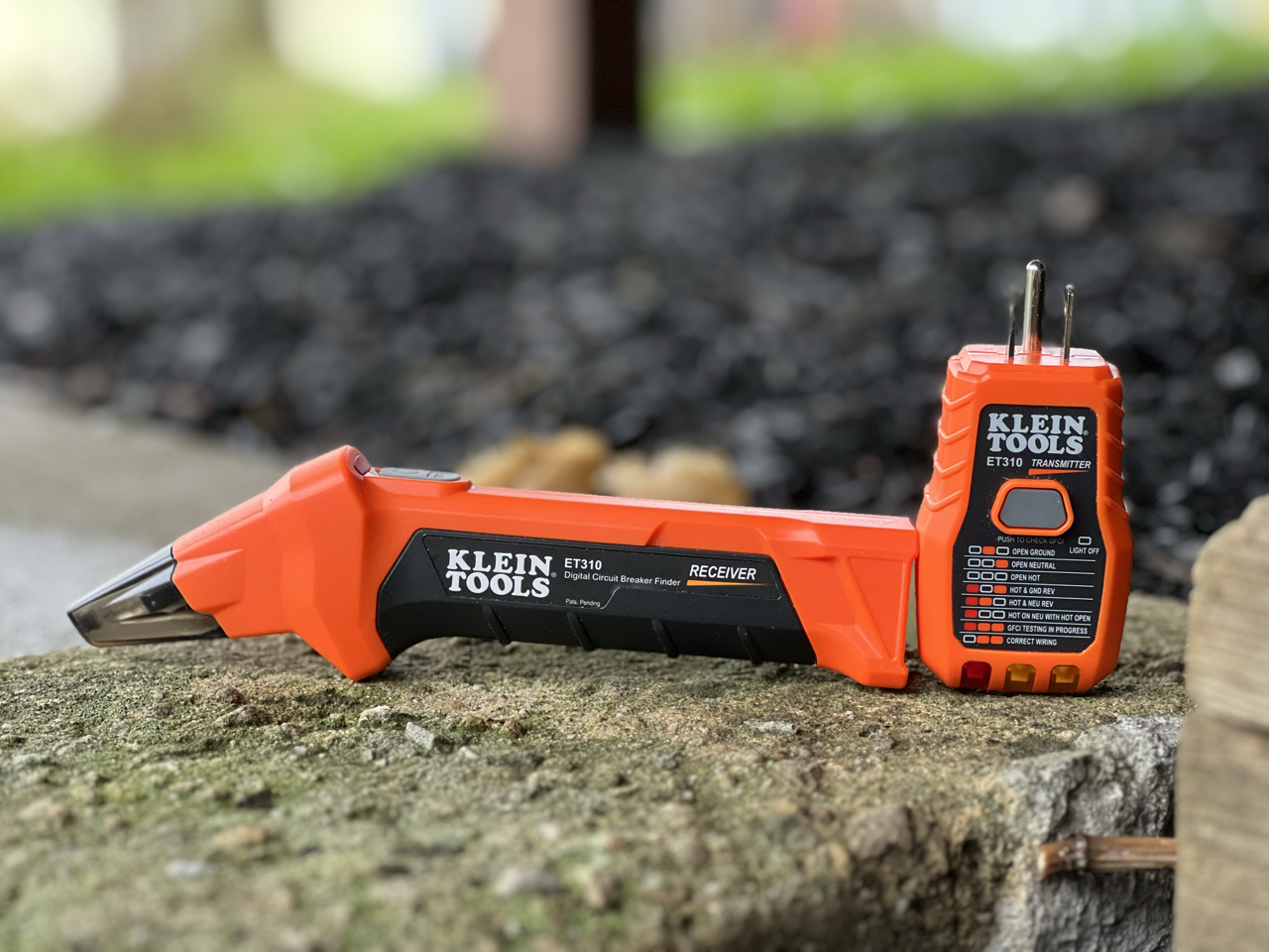 AC Circuit Breaker Finder, Electrical Tester and Voltage Tester