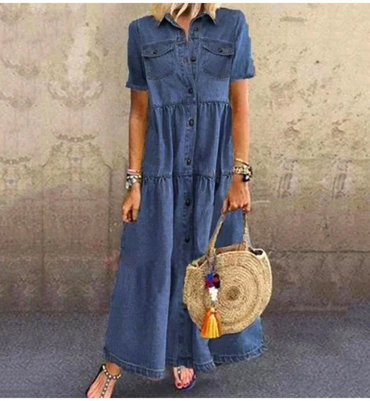 Denimowa sukienka z wieloma guzikami
