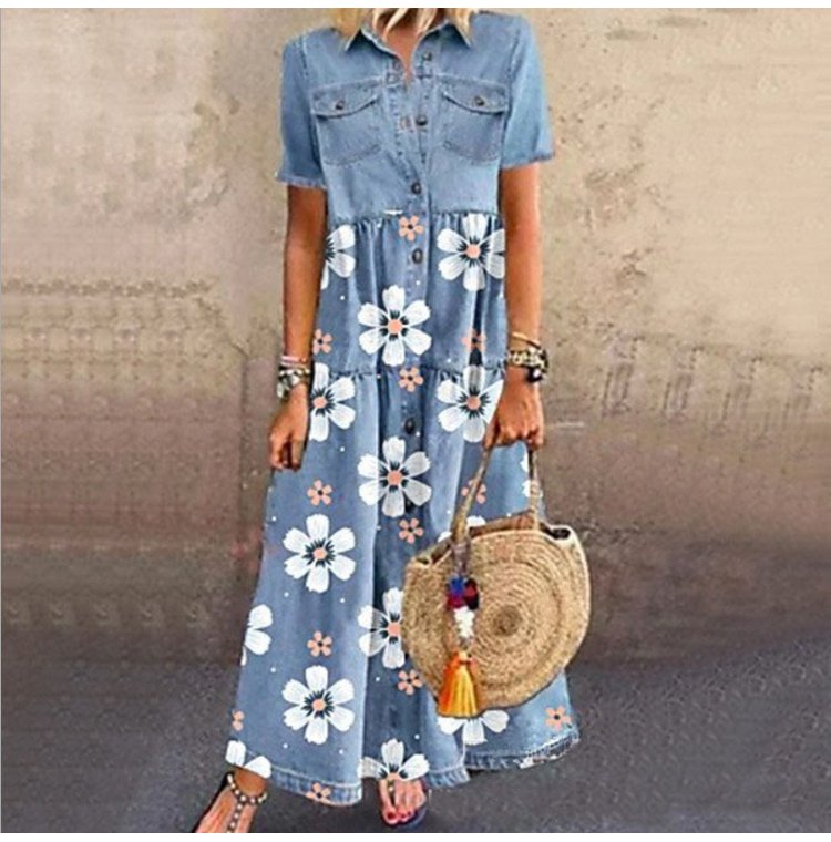 Denimowa sukienka z wieloma guzikami