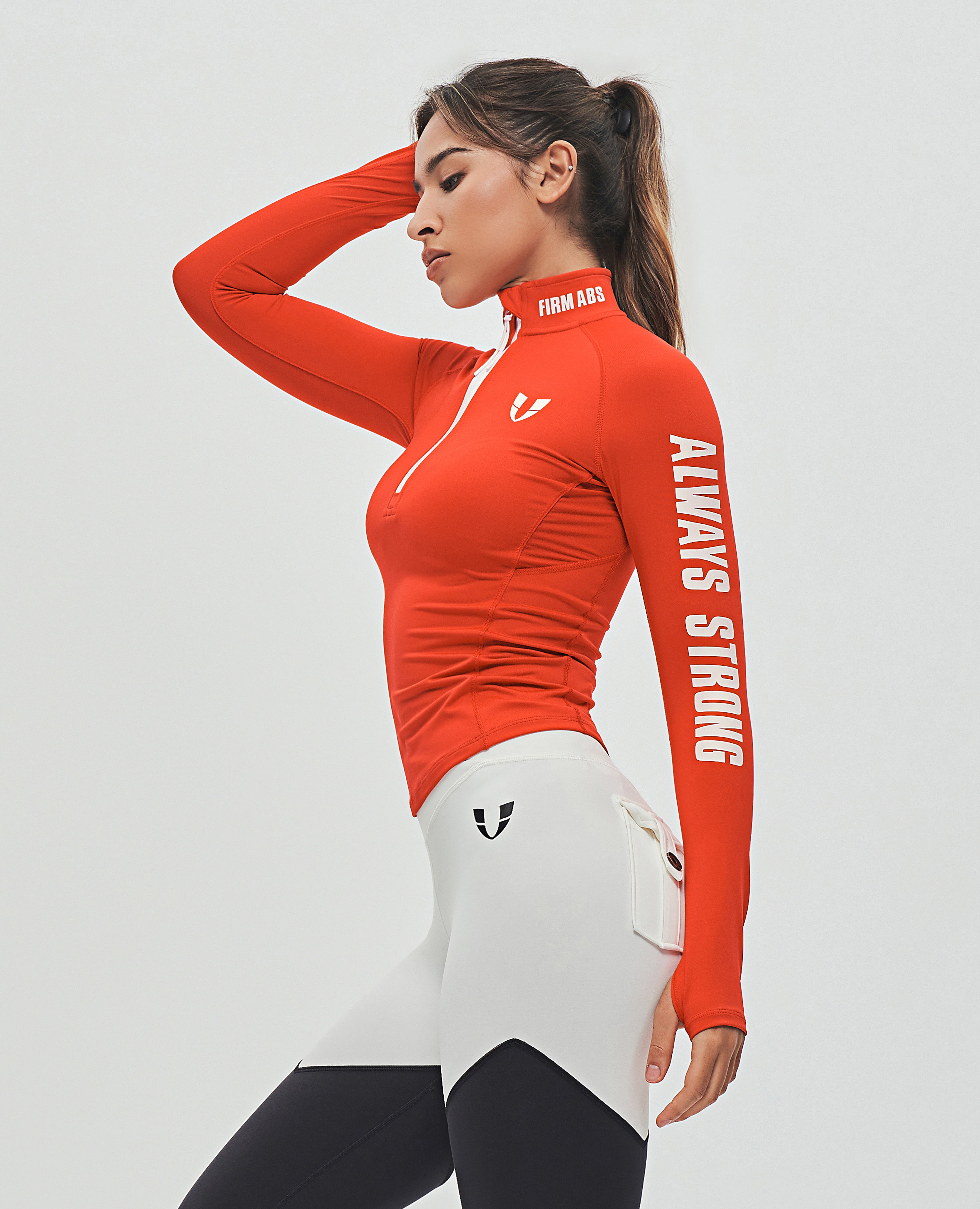 HALF ZIP LONG SLEEVE TOP