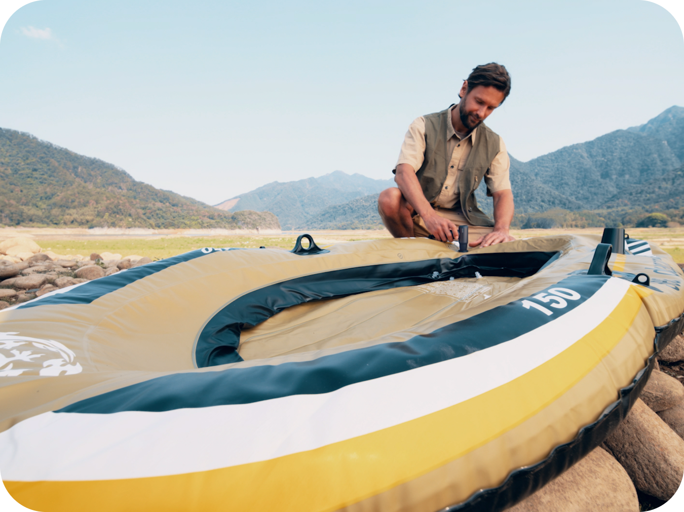 A Multifunctional Kit Designed for Outdoor Adventure