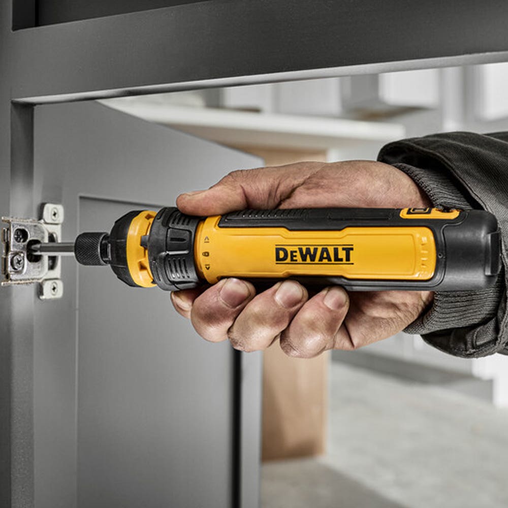 DEWALT 4V Cordless Screwdriver 15