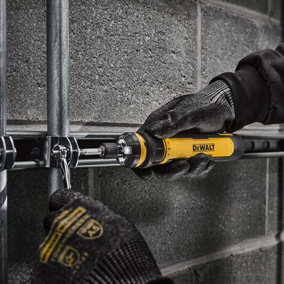 DEWALT 4V Cordless Screwdriver 15