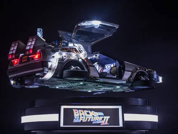  DeLorean magnetic levitation time machine