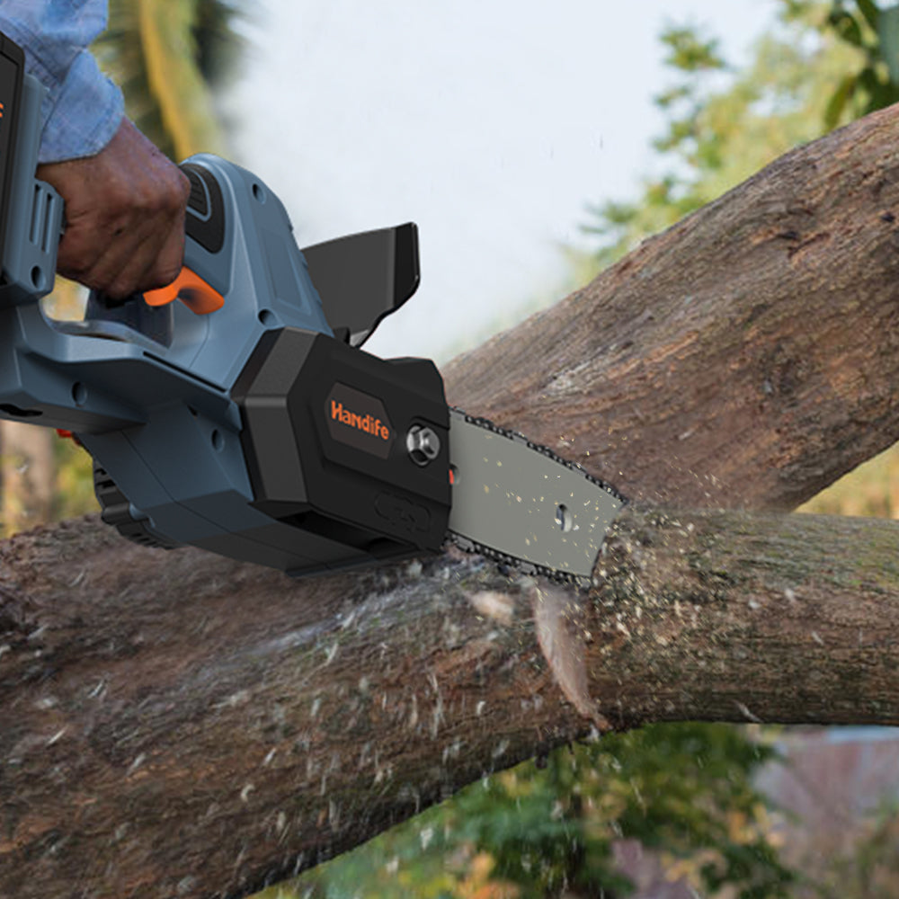 Brushless Cordless Chainsaw