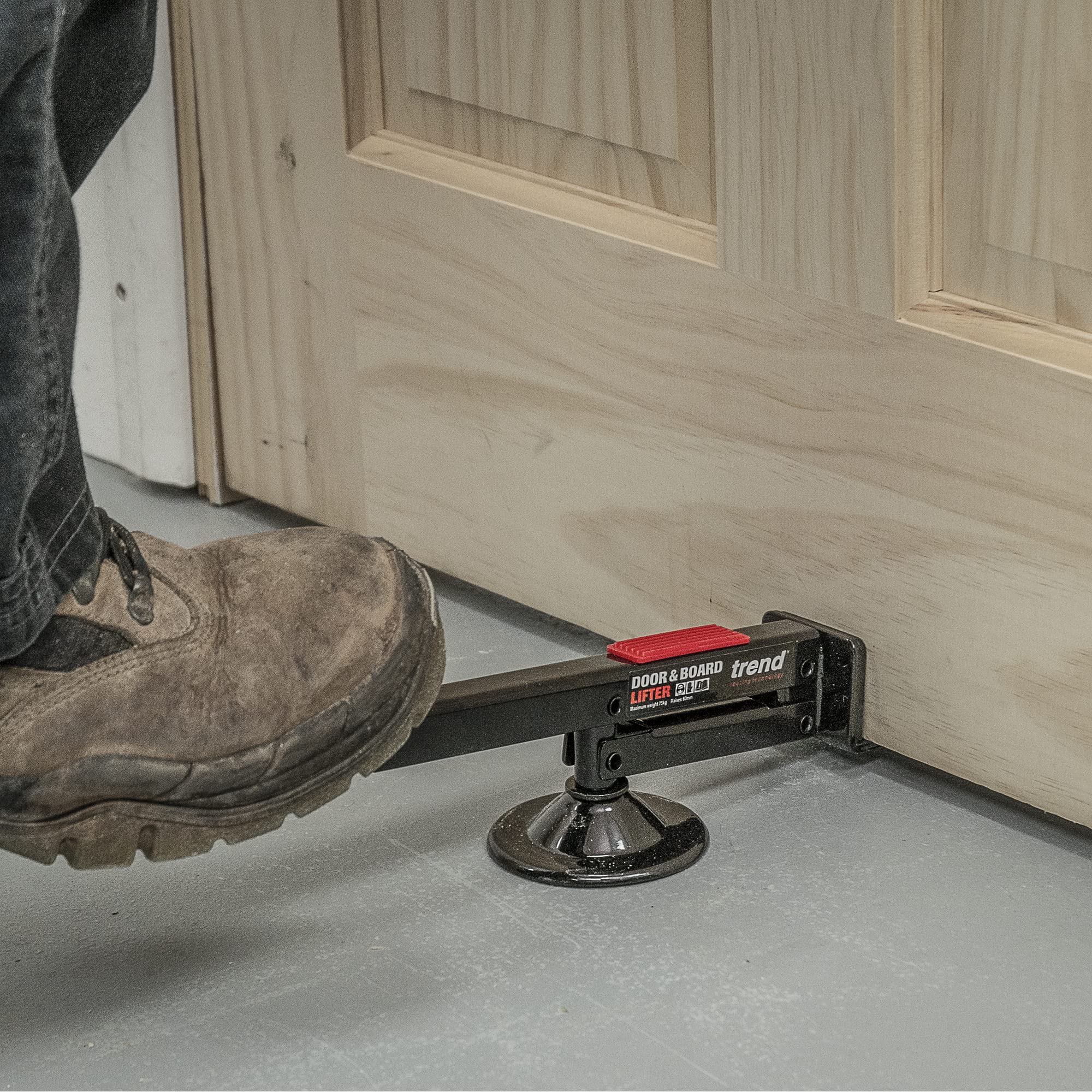 Trend Swivel-Type Door and Board Lifter, Hands-Free Support for Your Projects