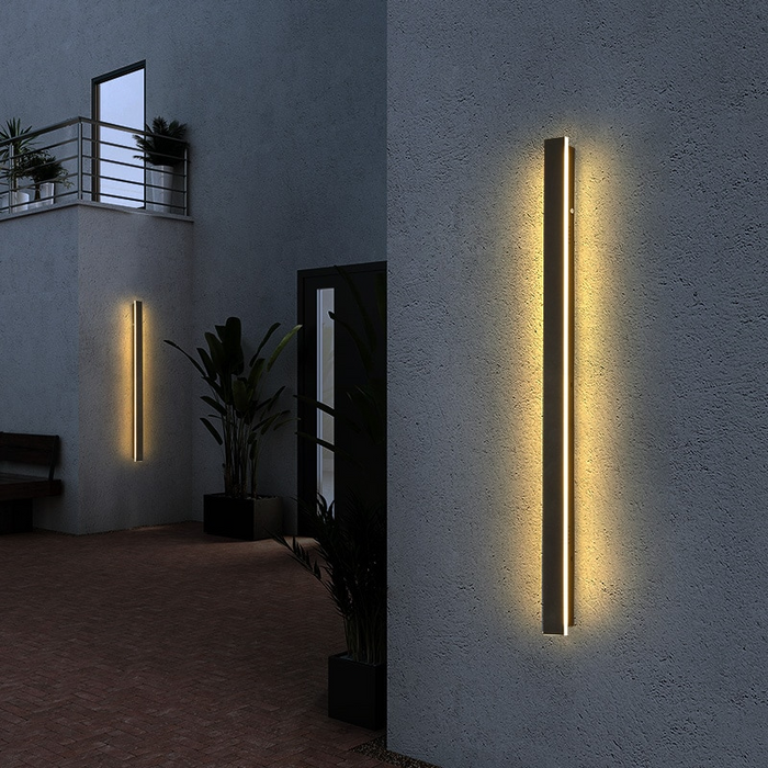 Helios LED Wall Lamp
