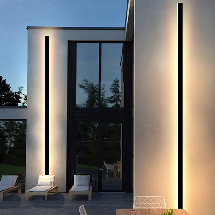 Helios LED Wall Lamp