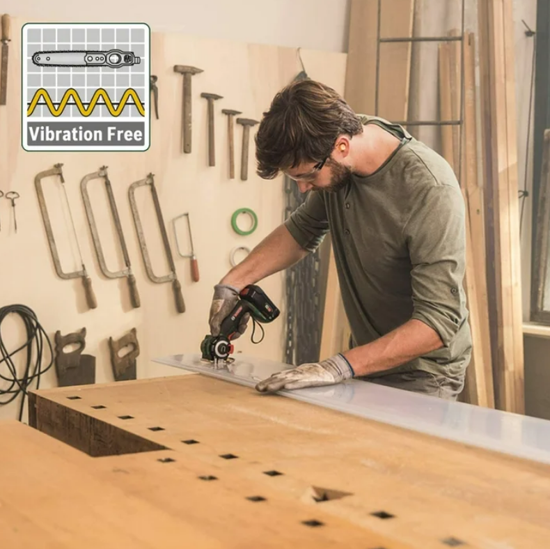 Bosch Advanced Cut 18 Cordless Nanobled Saw