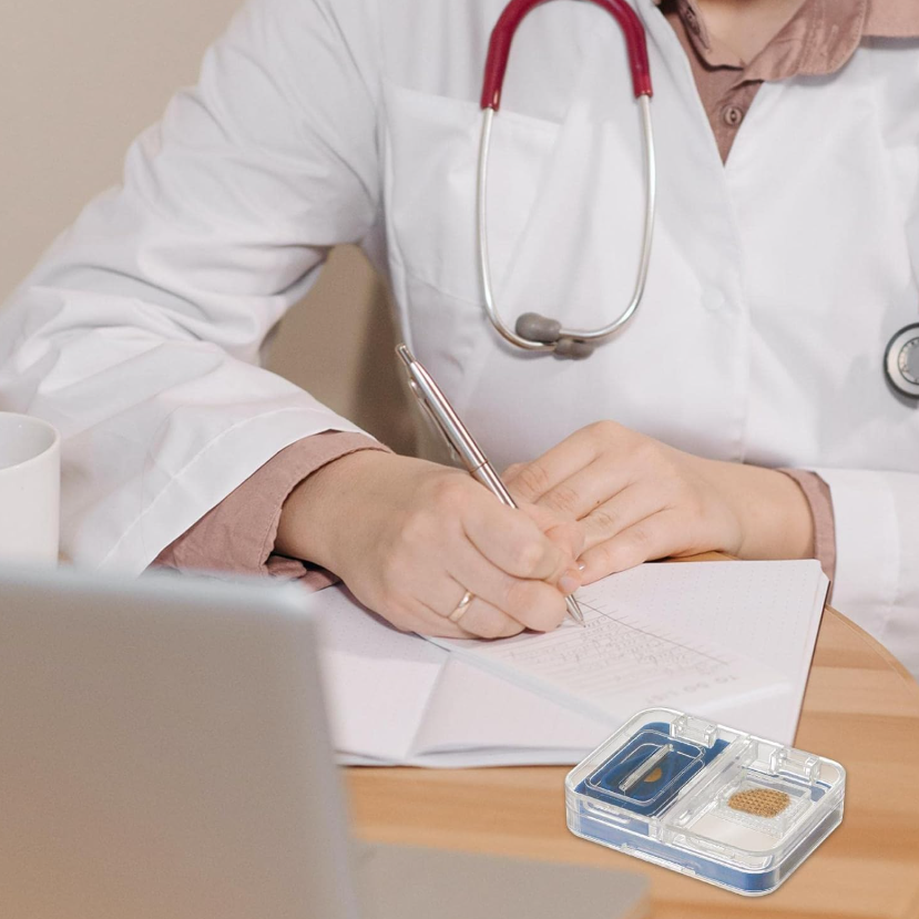 Pill Cutter, Premium Portable Tablet Cutter,Pill Splitter for Small or Large Pills with Storage Compartment Cut Pills