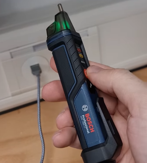 Non-Contact Voltage Detector, Portarble Circuit Tester, Perfect Wire Tester with Alarm and Flashlight, Electrical Tester with LCD Display