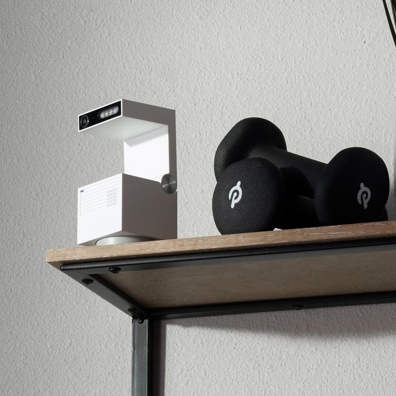 有一个铰链可以让你&ldquo;关闭&rdquo;相机的安全摄像头---酷图编号2