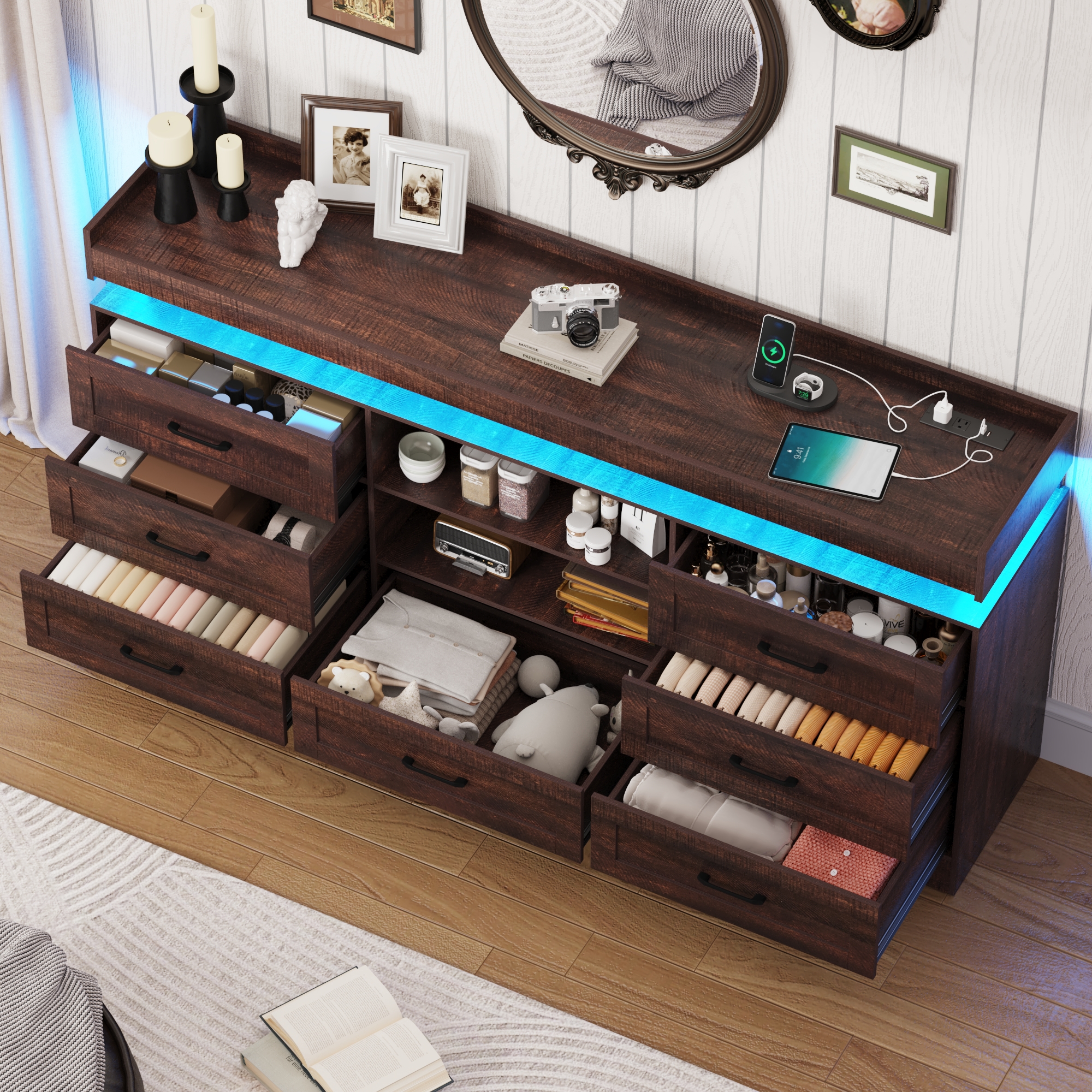 7 drawer dresser with Charging Station and LED Light, Long dresser with Wide Drawers and Metal Handles, farmhouse dresser for Bedroom, Living Room, Entryway, Hallway
