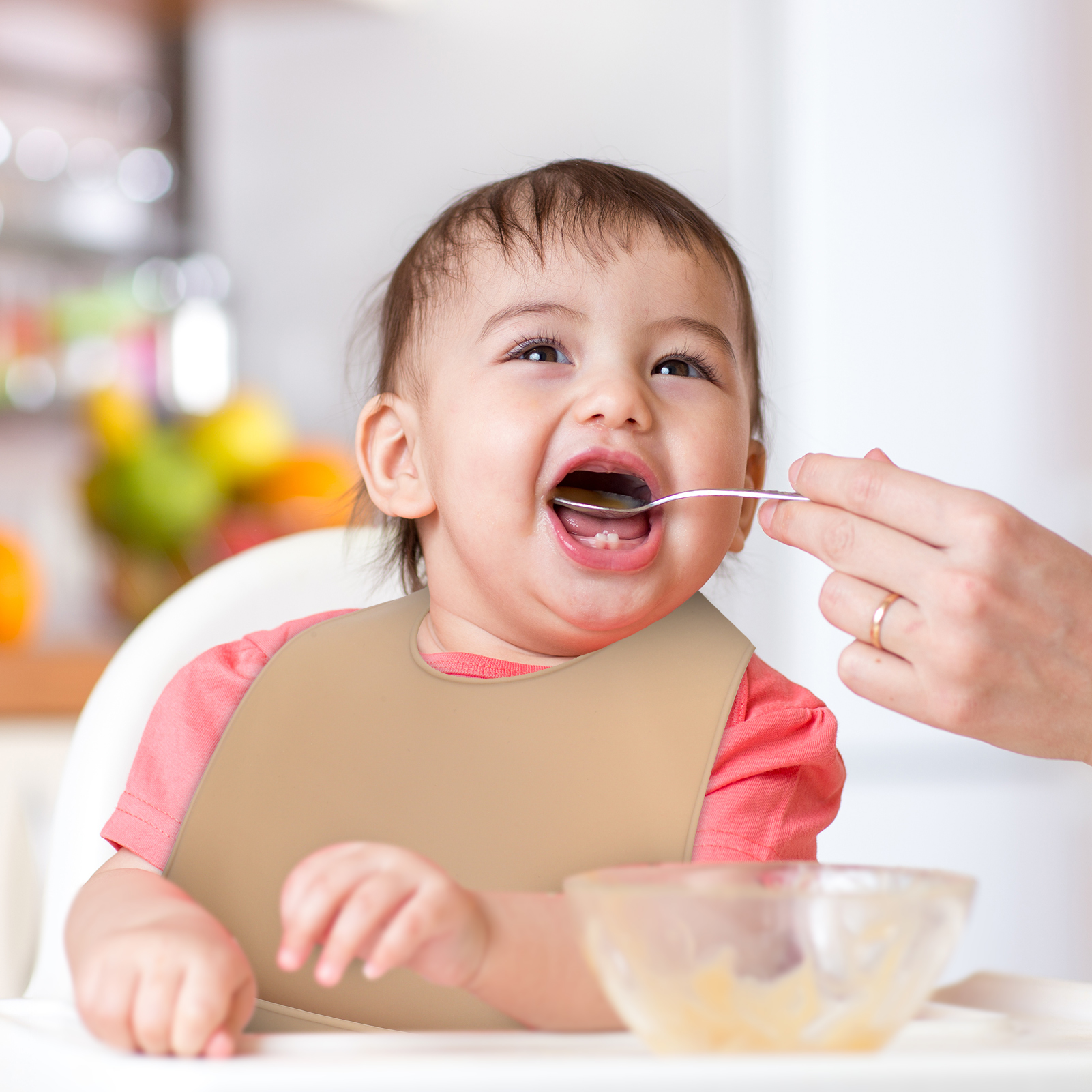 Hengguang 4Pcs Silicone Baby Bibs, Soft Waterproof Feeding Bibs with Food Catcher Pocket, BPA Free Adjustable Bibs for Baby Boy and Girl(Yellow)