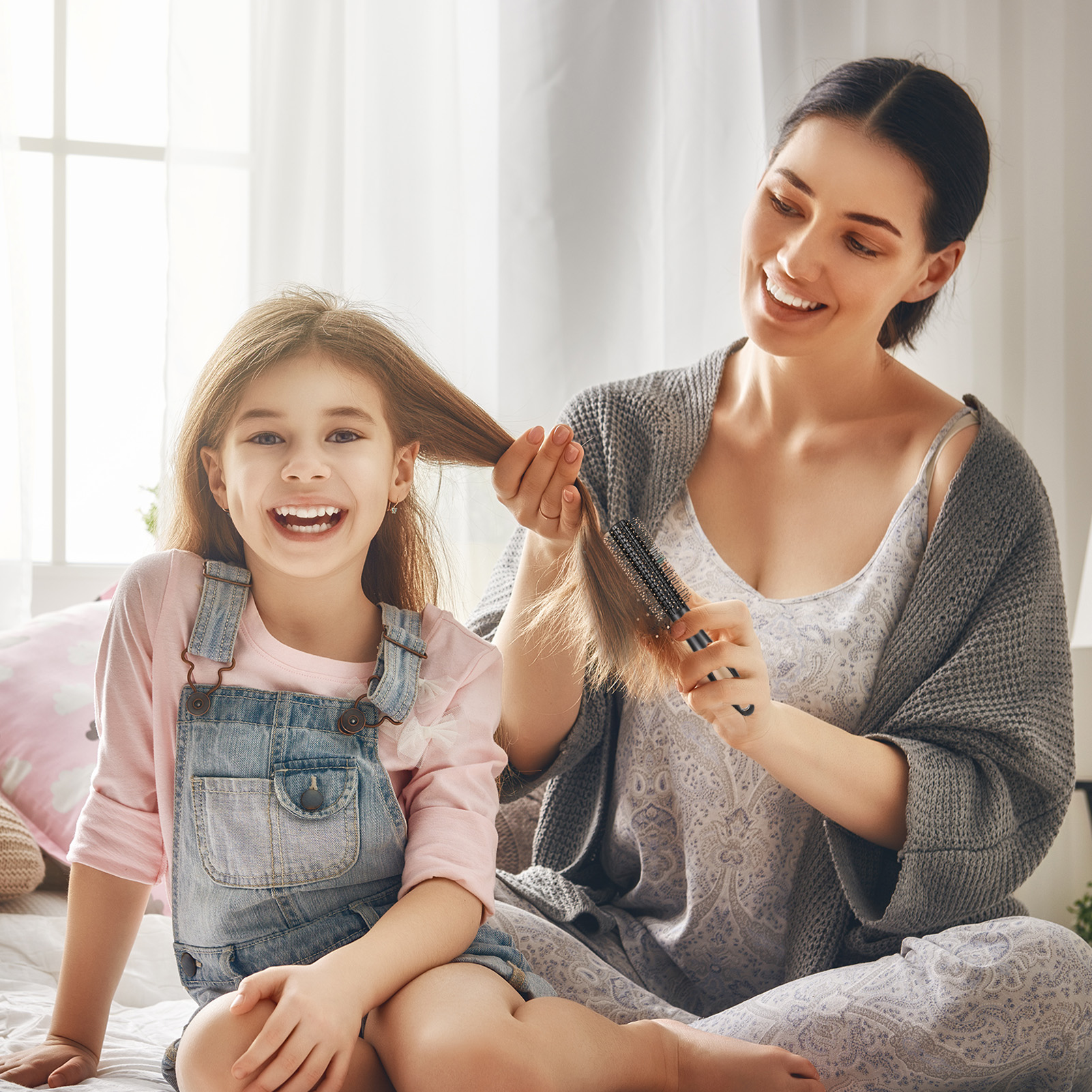 Abaima 5 Pcs Paddle Hair Brush Set for Women with Detangling, Anti-Static Massage, and Oval Combs, Perfect for Wet or Dry Hair Styling