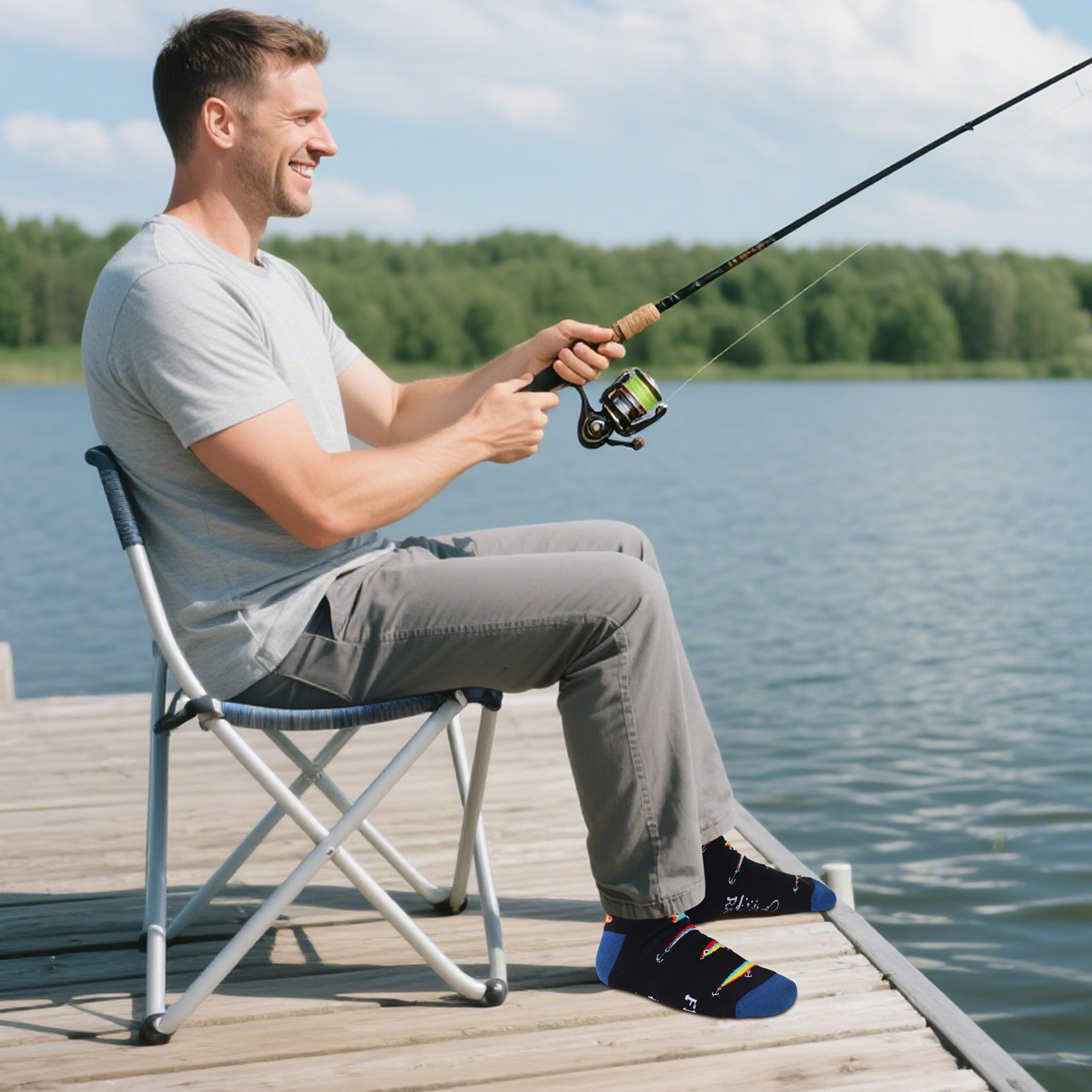 Bocaoying 3 Pairs Novelty Fishing Socks for Men Funny Fish Themed Crew Socks Gifts for Dad, Grandpa Fishing Lover