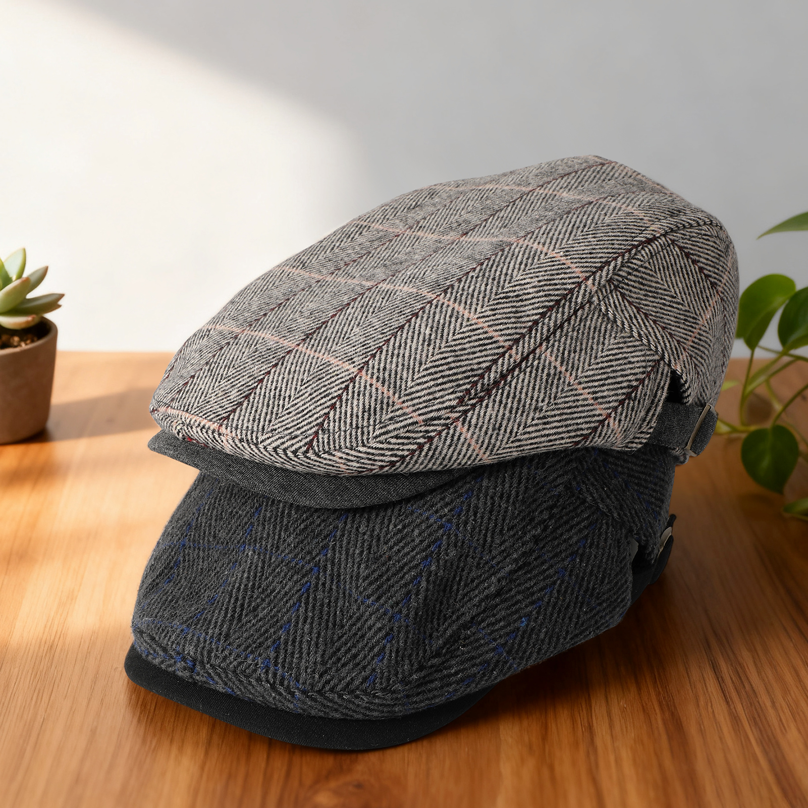 Bocaoying 2 Pcs Newsboy Caps for Men, Adjustable Flat Cap with Cotton Tweed, Beret with Soft Lining Sweatband, Classic Peaked Brim Cap for Driving, Casual, Golf, One Size 21.6"-23.6", Black/Grey