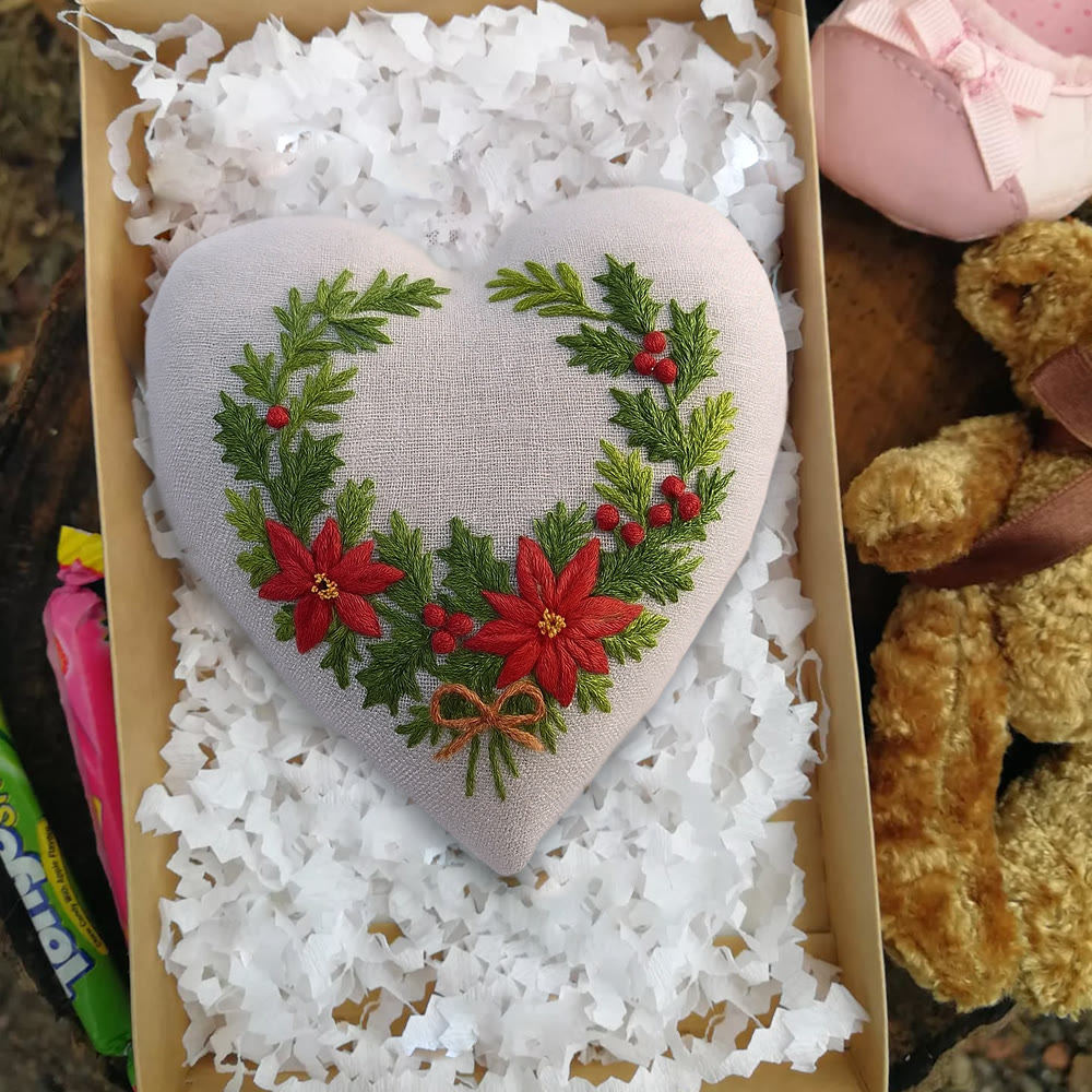 Rubbyoo Heart Embroidery Kit - Christmas Wreath | Floral Handmade Craft | Nice For Christmas Tree Decor - image 3
