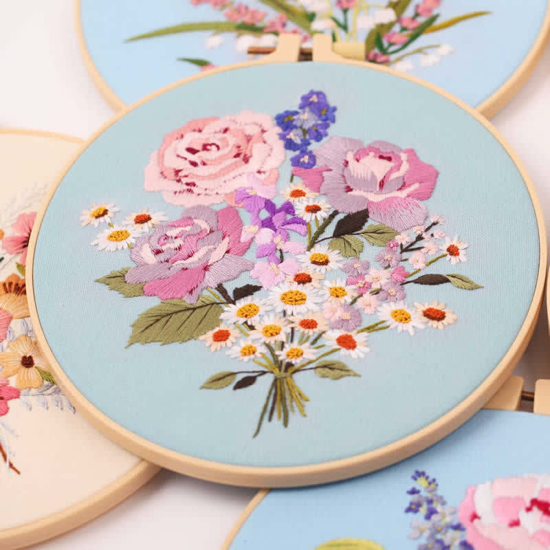 Rubbyoo Embroidery Kit - Bouquet