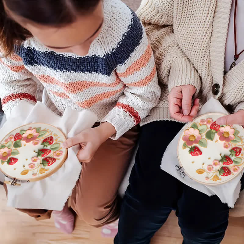 Rubbyoo Embroidery Kit - Strawberries - image 7