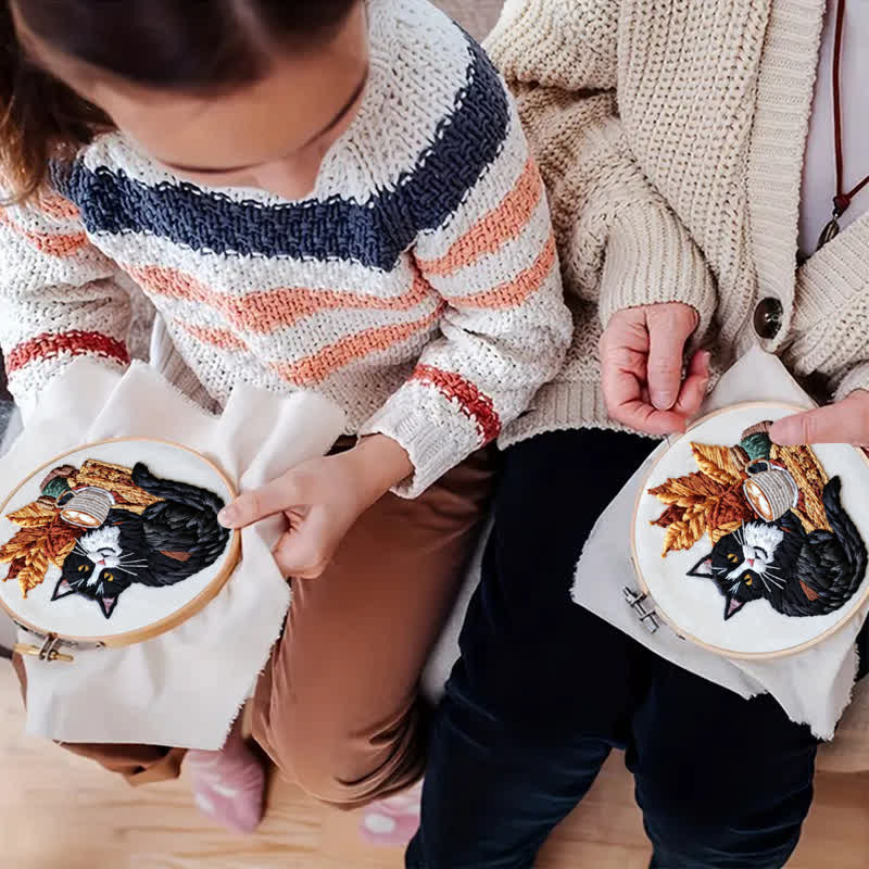 Rubbyoo Embroidery Kit - Leisurely Black Cat - image 6