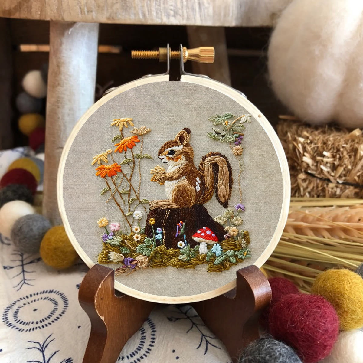 Rubbyoo Embroidery Kit -  Left Bushes  Squirre - image 6