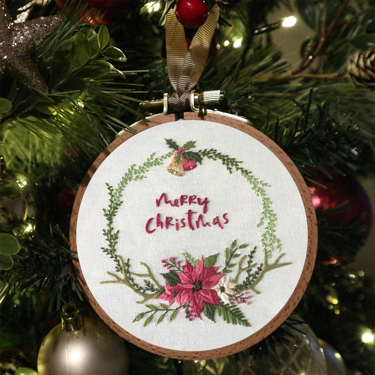Rubbyoo Embroidery Kit -Floral Christmas - image 4