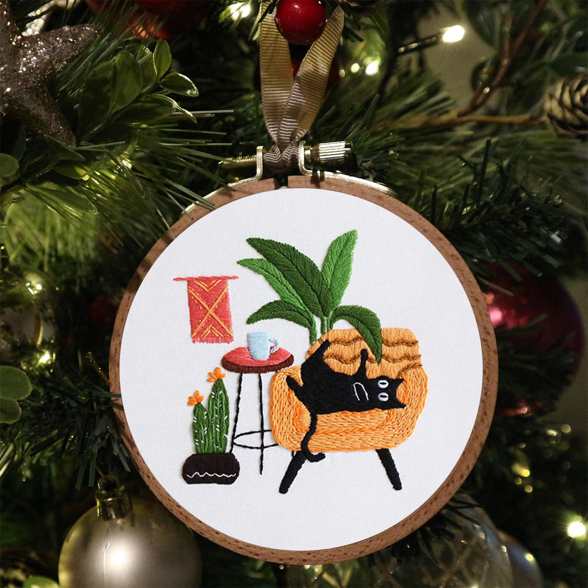 Rubbyoo Embroidery Kit -  Lazy Cat On The Sofa - image 4