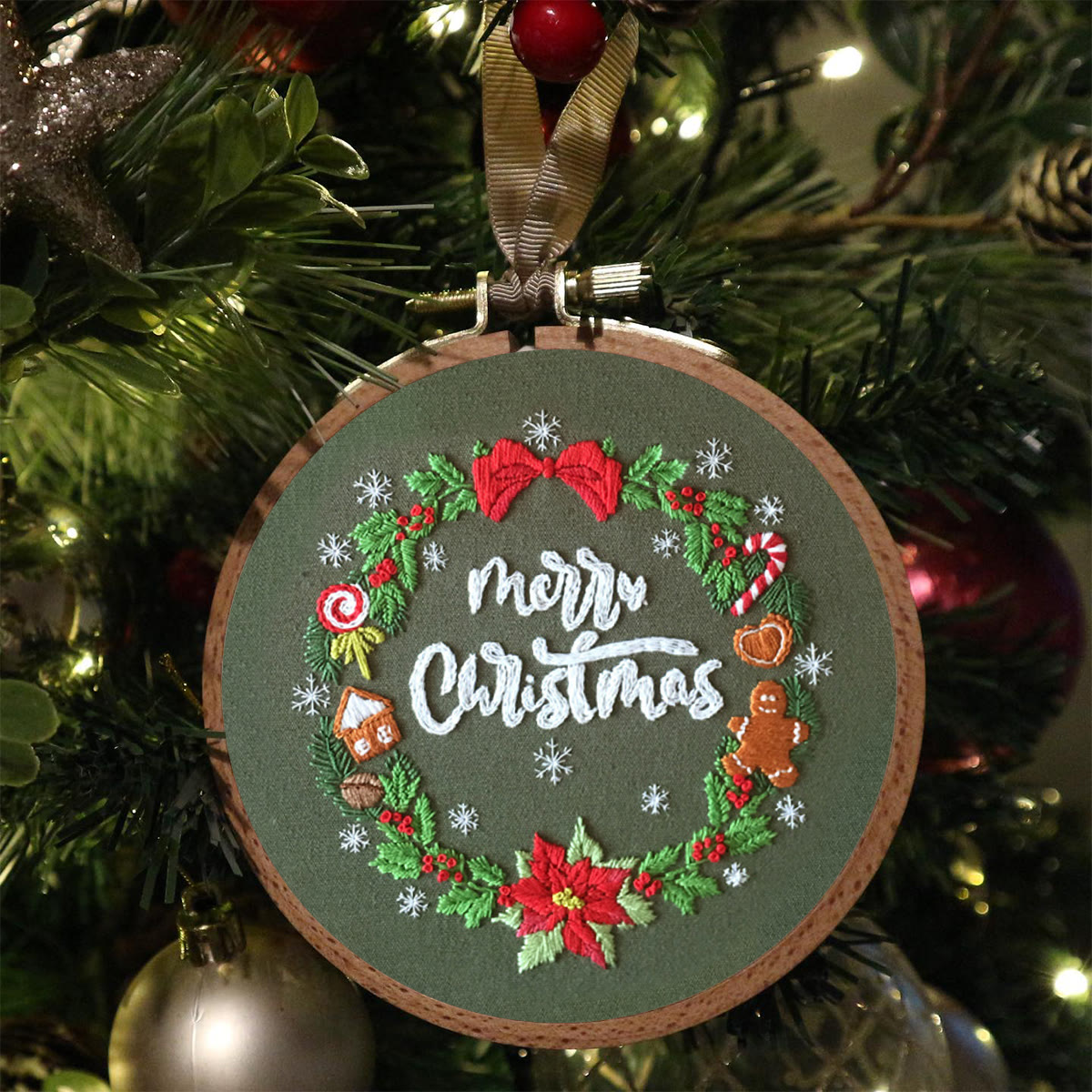 Rubbyoo Embroidery Kit- Xmas Wreath - image 6