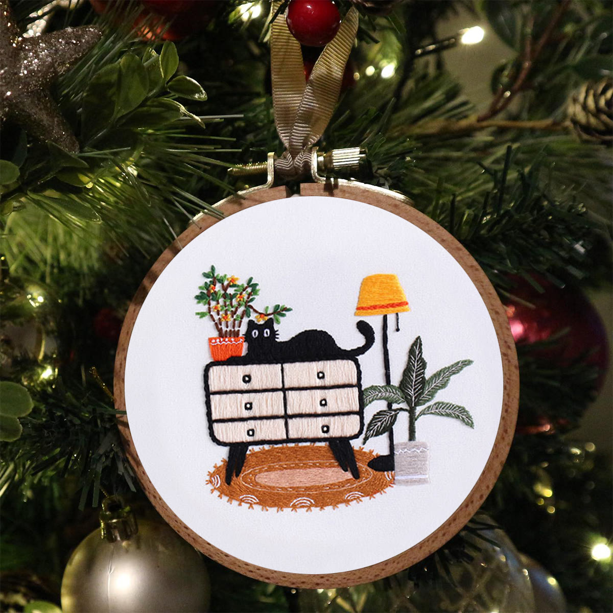 Rubbyoo Embroidery Kit-  Cat On Cupboard - image 4