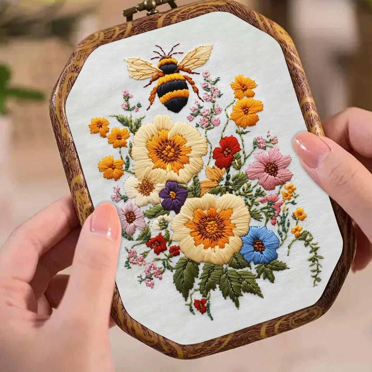 Rubbyoo Embroidery Kit-  Bee And Flowers - image 5