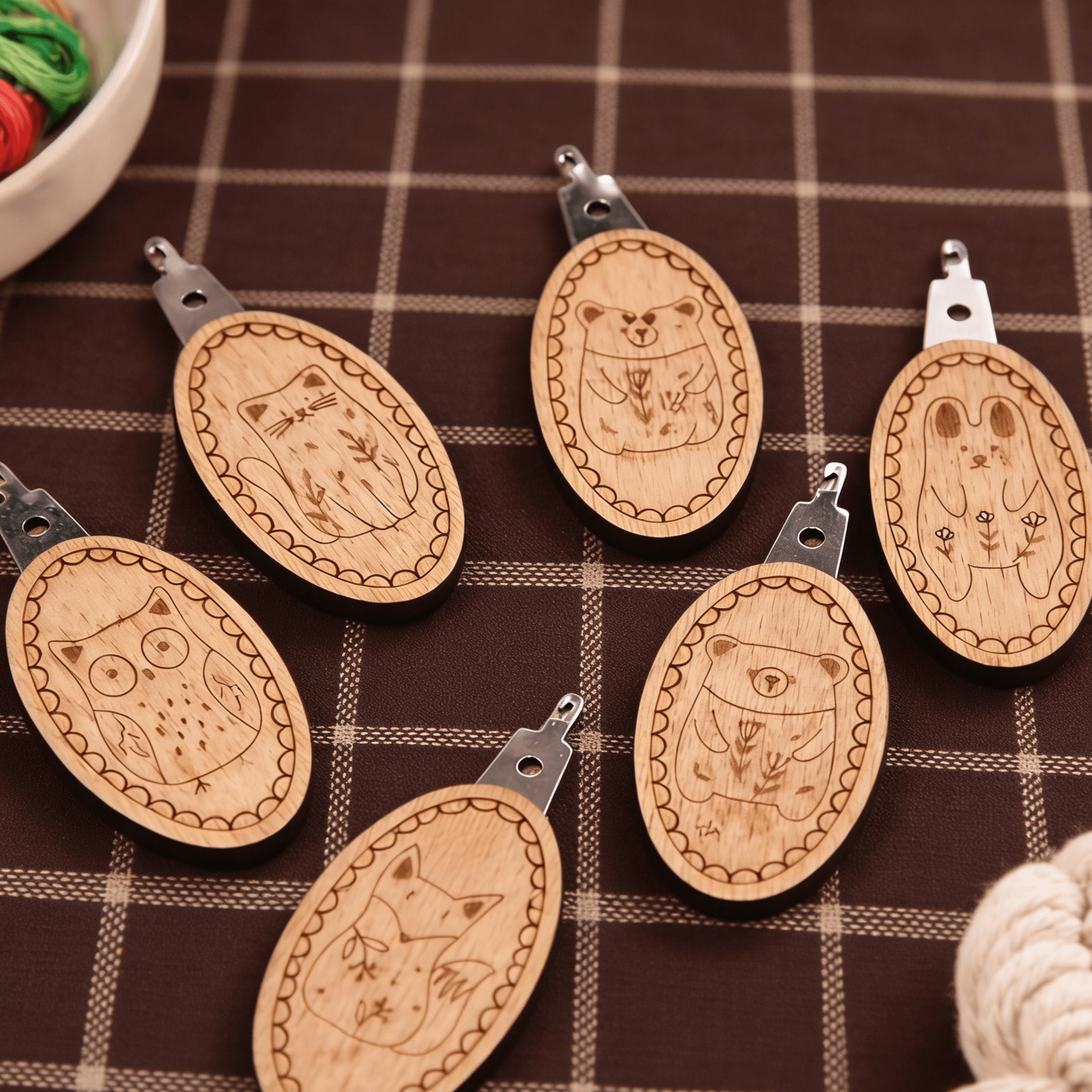 Embroidery Needle Threader -  Wooden Sewing Tool | Adorable Embroidery Accessory - 2 pcs owls + 2 pcs foxes - image 1